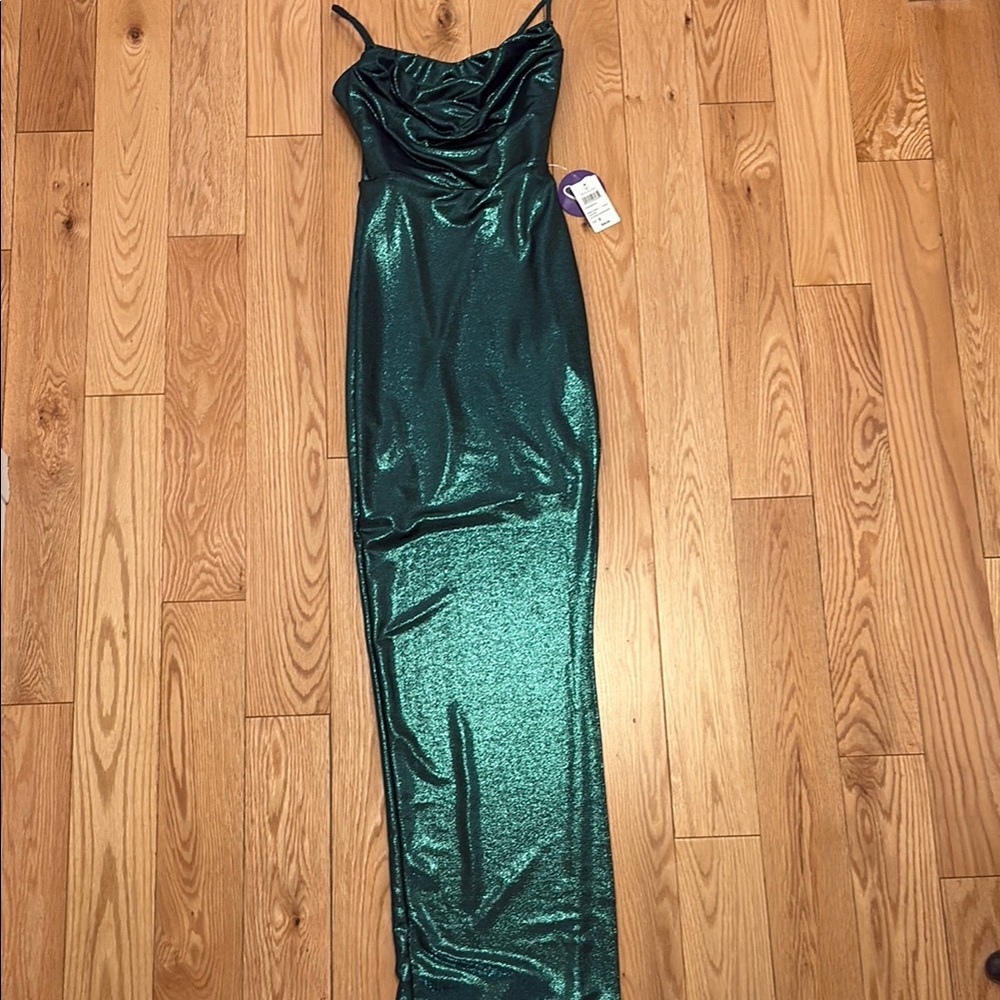 Elegant NWT Green Evening Dress - Picture 8 of 8